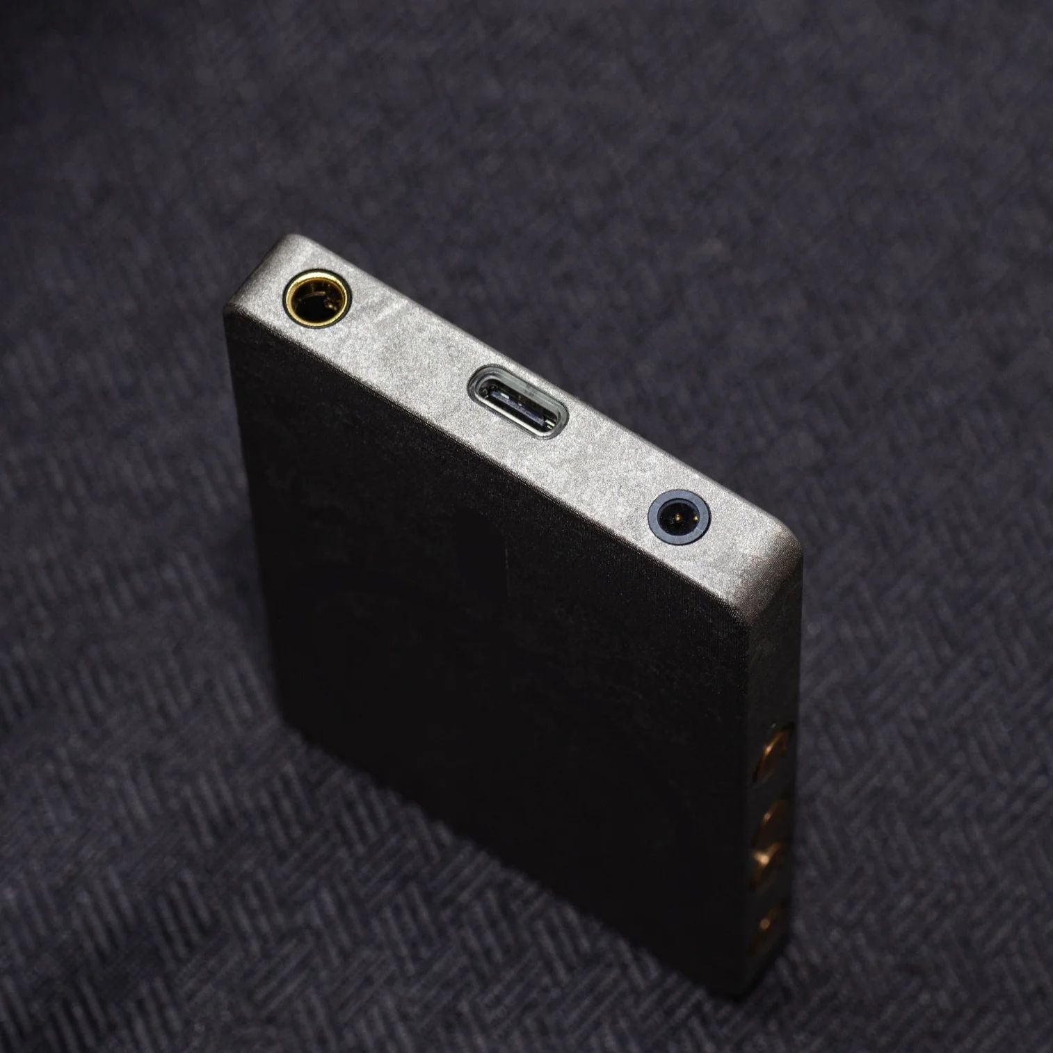 NiPO A100 - 磁吸便攜解碼耳擴 SILVER