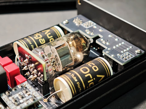 Pico Audio – Origa FE
世界首創全分立可更換真空管混合便攜耳機放大器