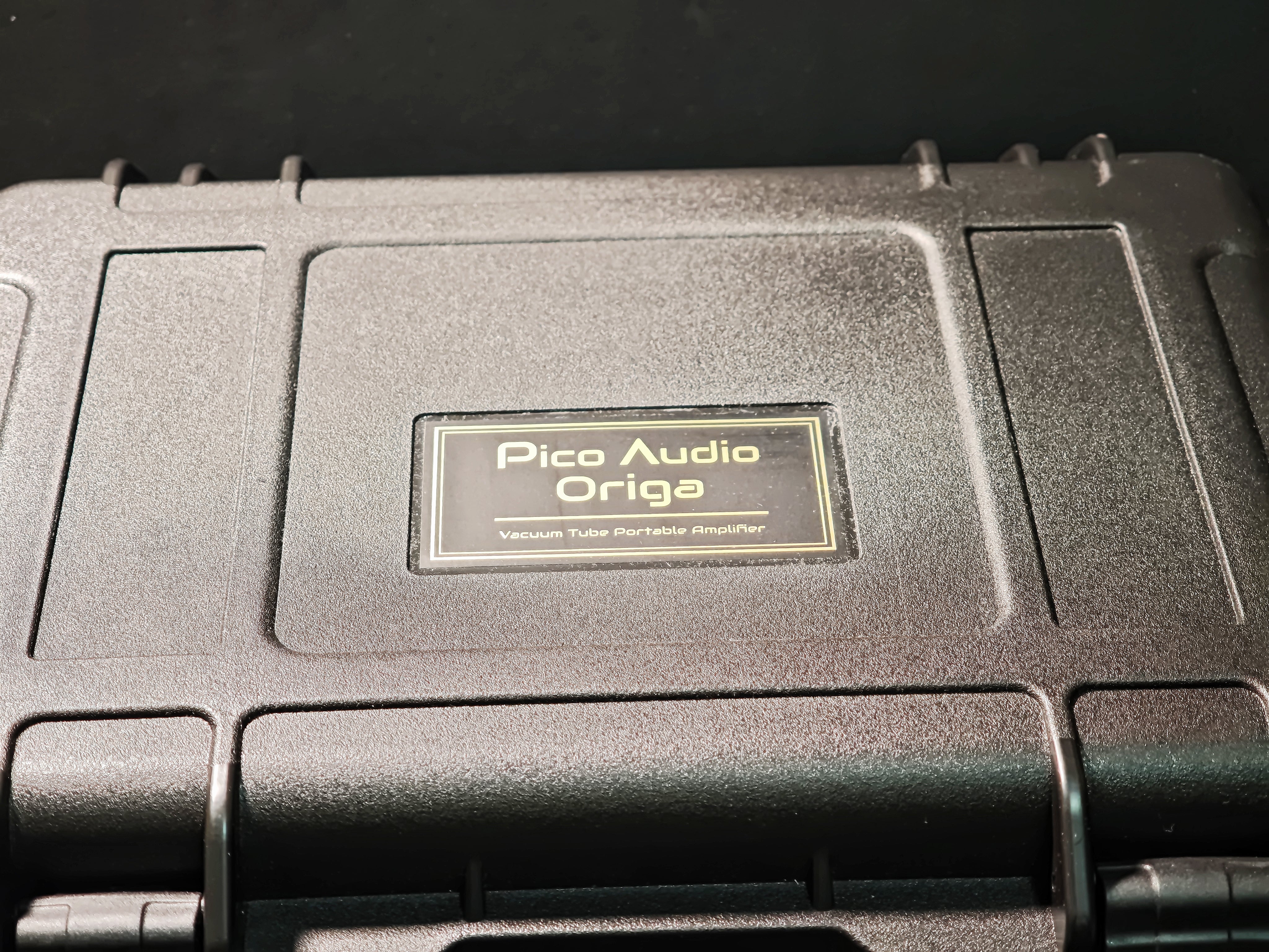 Pico Audio – Origa FE
世界首創全分立可更換真空管混合便攜耳機放大器
