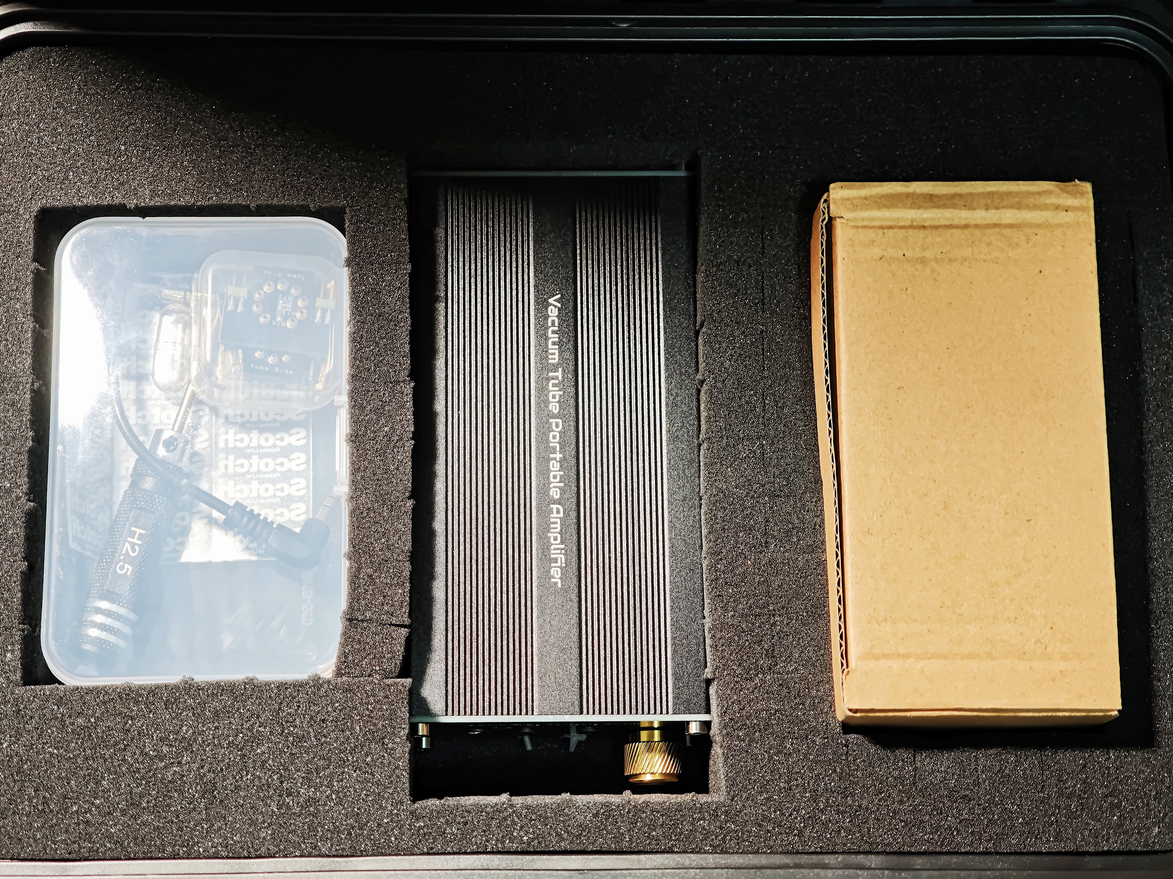 Pico Audio – Origa FE
世界首創全分立可更換真空管混合便攜耳機放大器