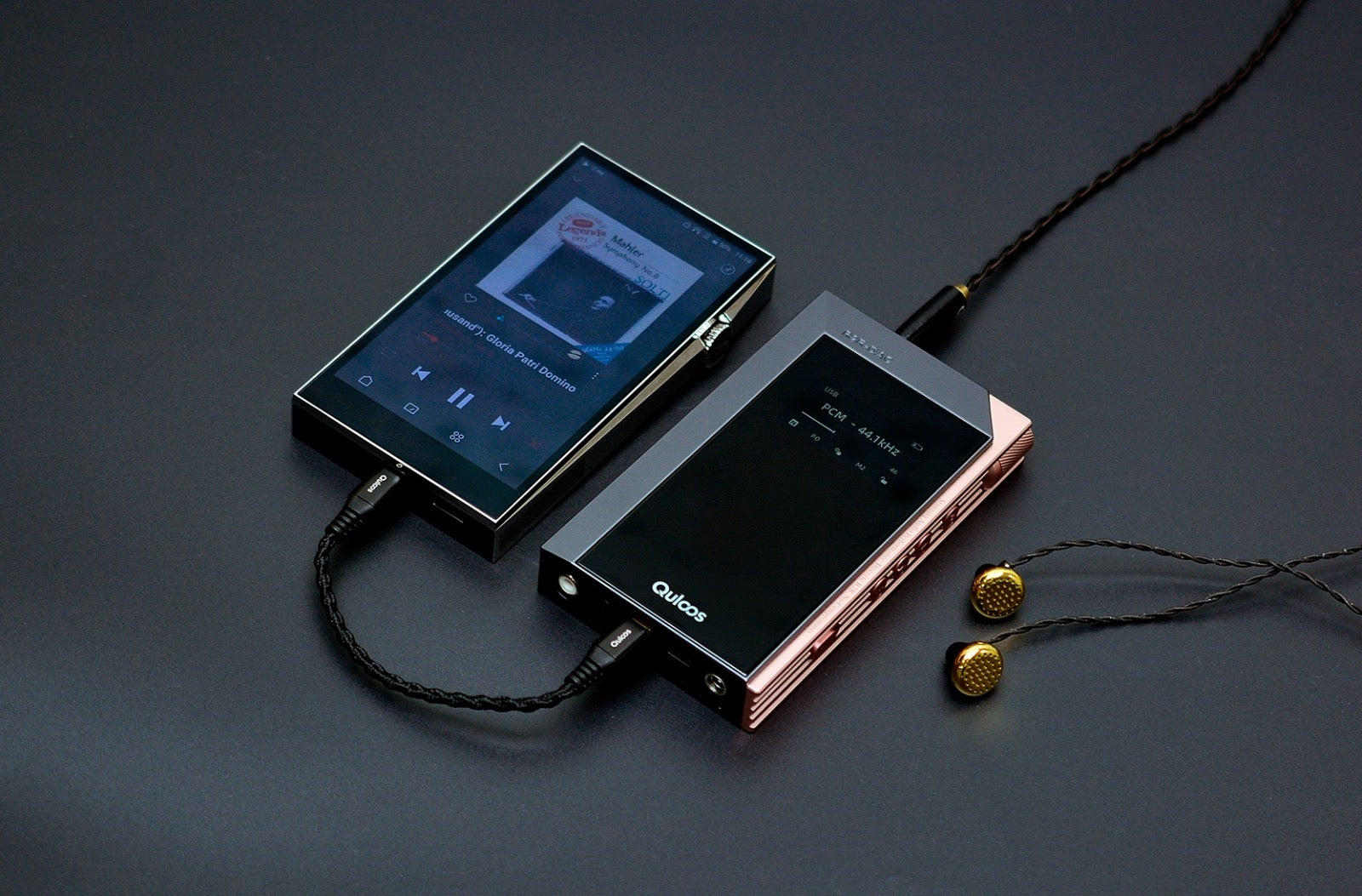 Qulcos MUB5 (旗艦級同軸+光纖+ USB+精調高清藍牙藍牙參考級R2R便攜解碼耳放)
