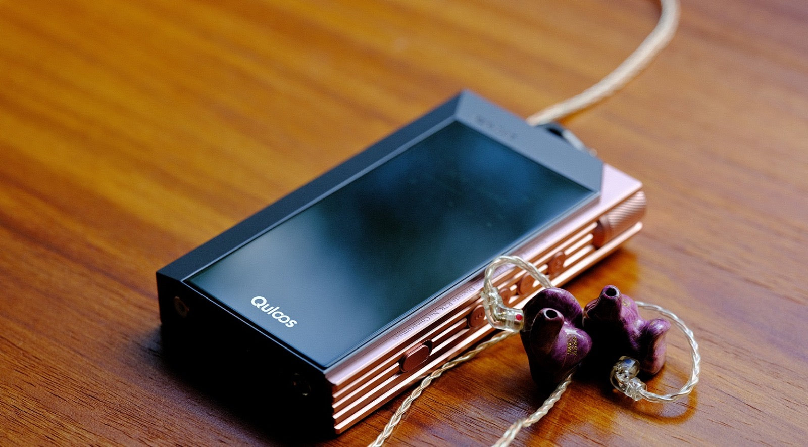 Qulcos MUB5 (旗艦級同軸+光纖+ USB+精調高清藍牙藍牙參考級R2R便攜解碼耳放)