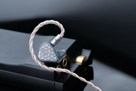 Nostalgia Audio NA9S （5動鐵、2靜電、2微型平板高音單元單元 ）入耳式耳機