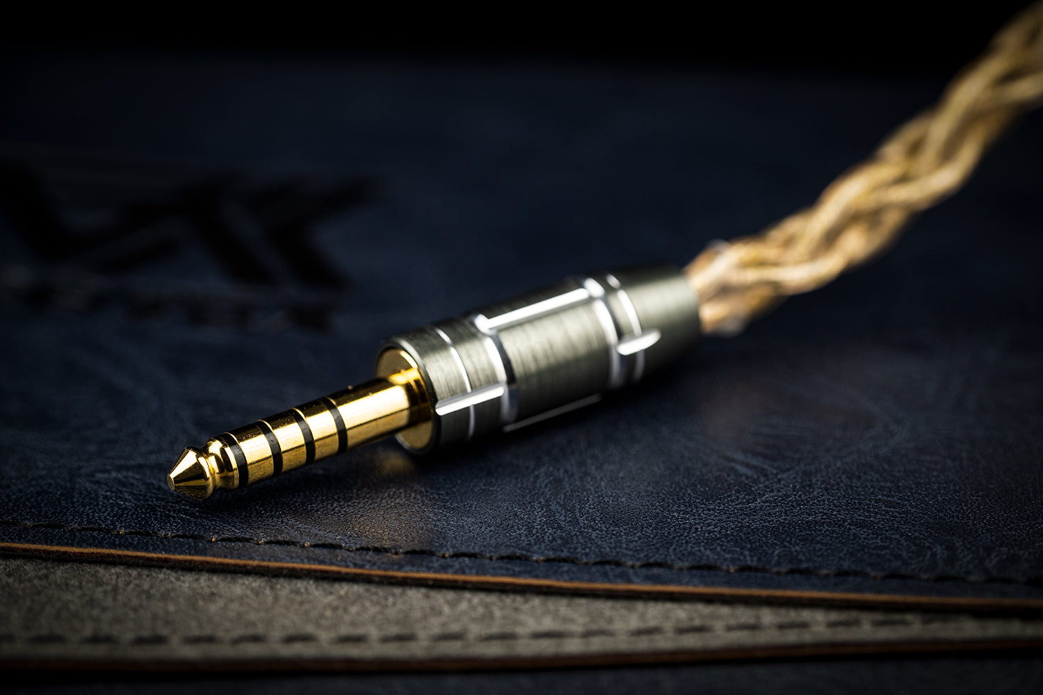Vortex Cables Zenith Series – Helios多混合耳機升級線 4.4MM