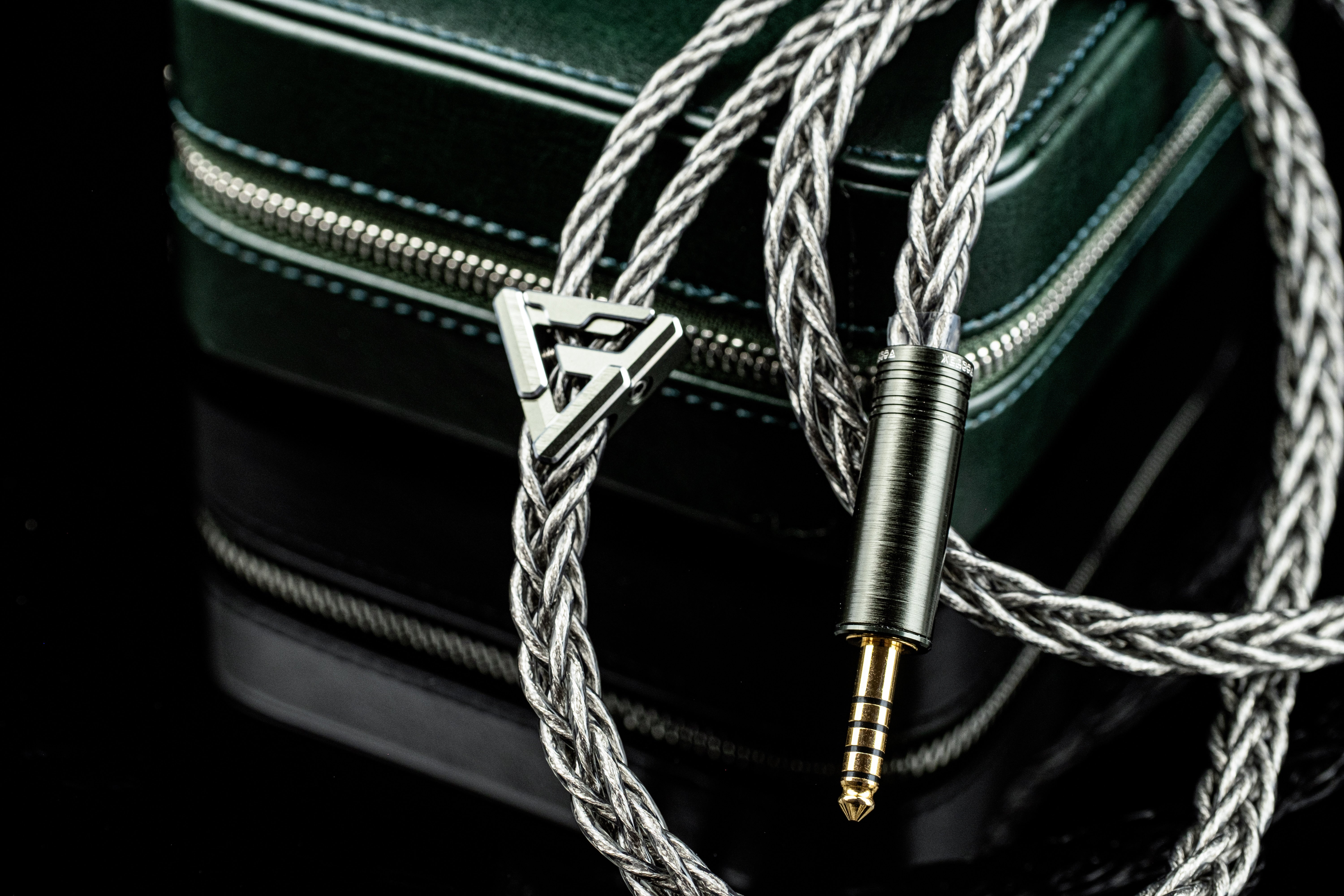Vortex Cables IRIS 8wire耳機升級線 2pin 4.4mm