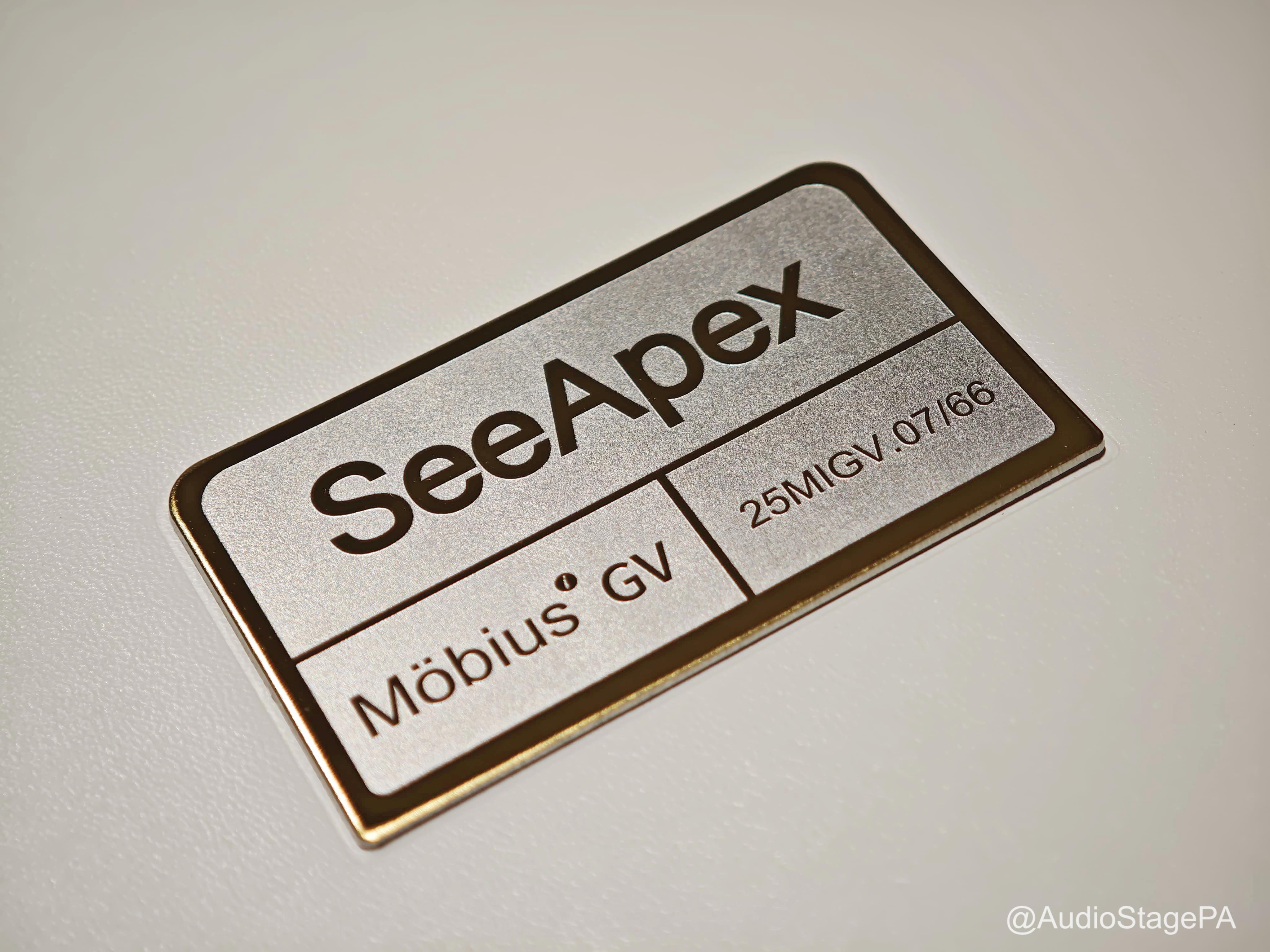 【全球限量66對】  
SeeApex Mobius 1圈9鐵4靜電的混合單元 入耳式耳機