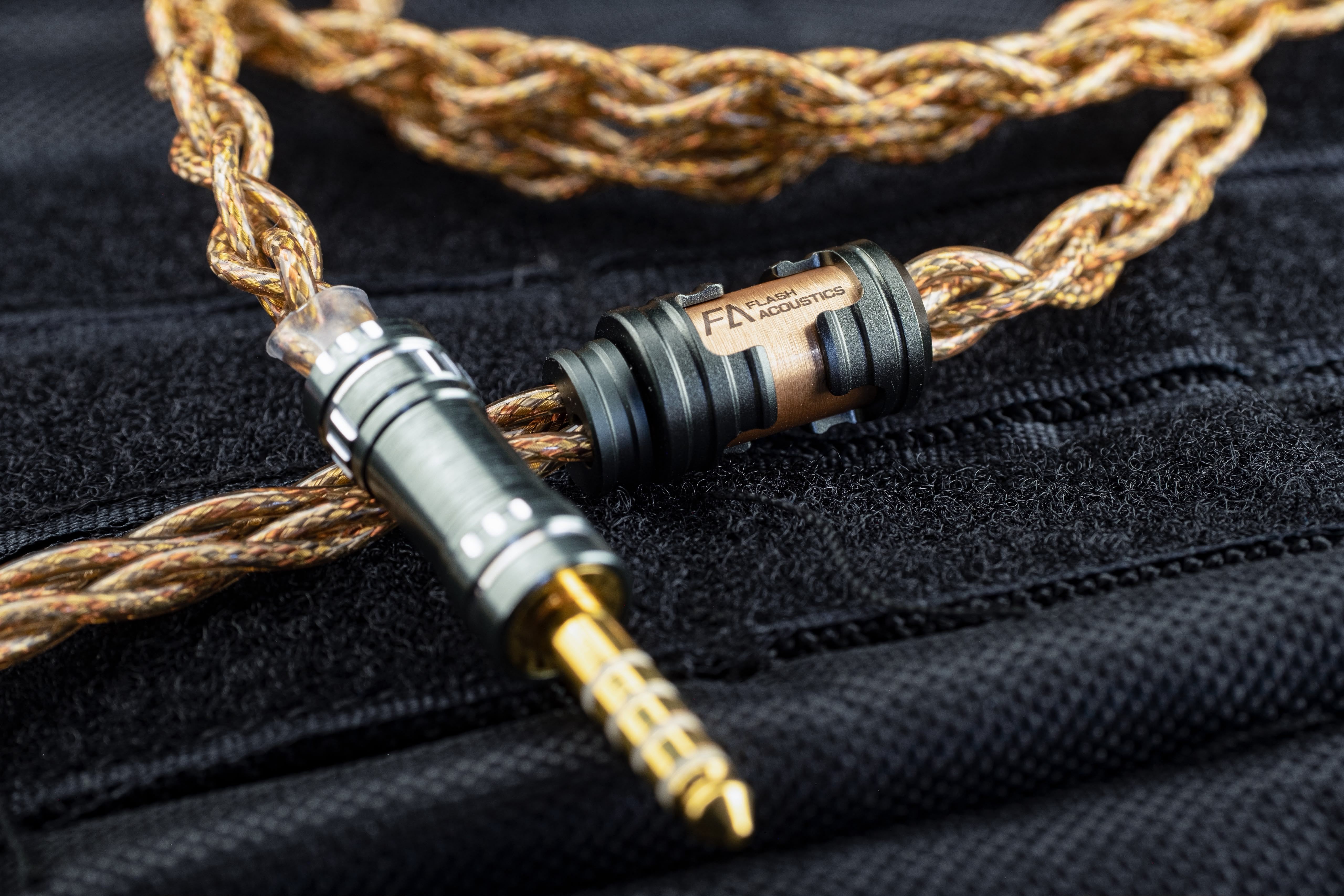 Flash Acoustics AIR WAVE 系列全新旗艦 —— Cosmic Storm Versa 4.4mm (Versa已包括可換2pin & mmcx )
