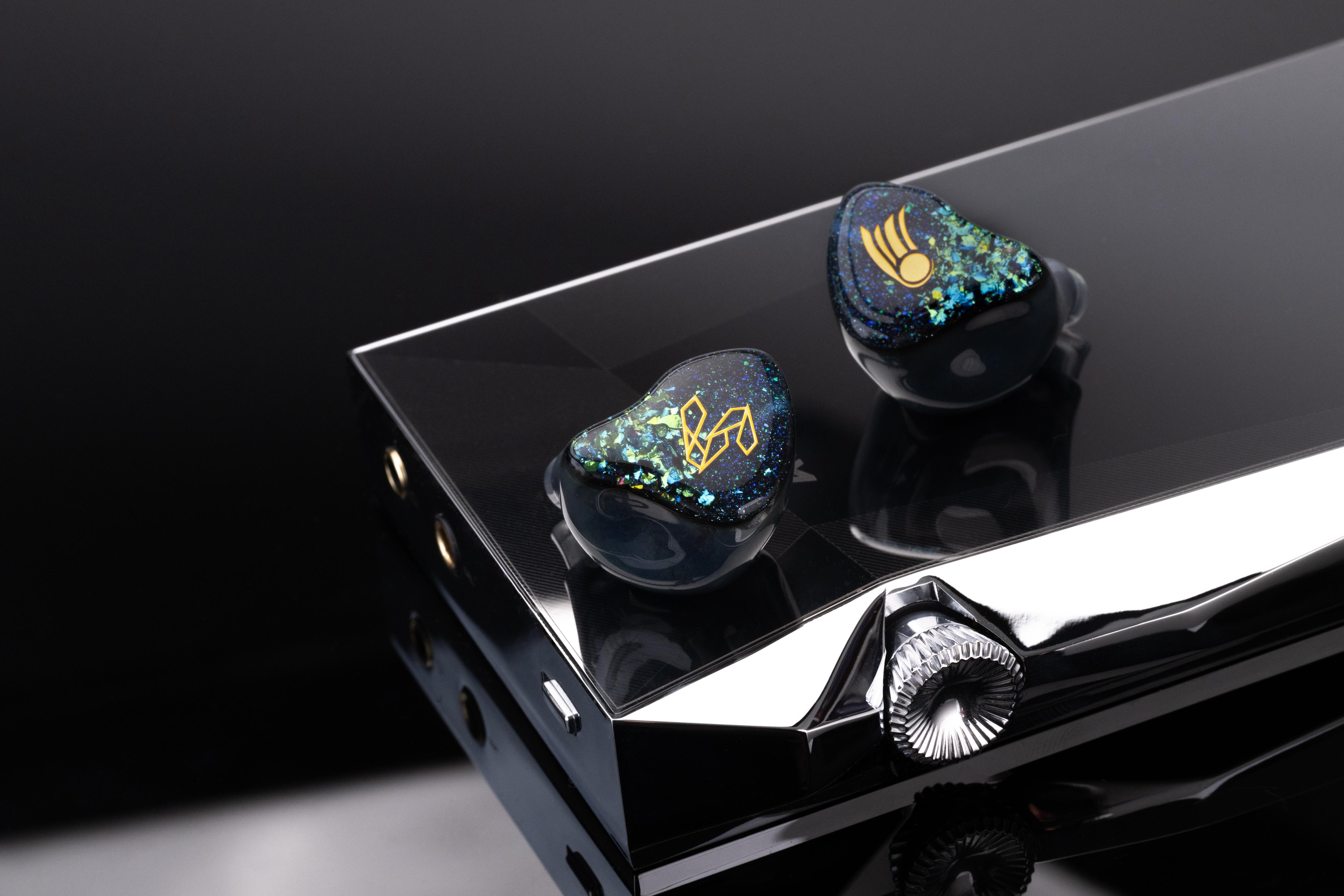 Starry Audio Bolide 4EST+4BA + 2DD 入耳式耳機(亞洲地區限量80對)