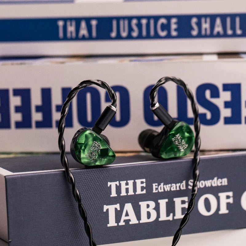 Punch Audio Portazo
1DD+ 2 Planar Driver 入耳式耳機