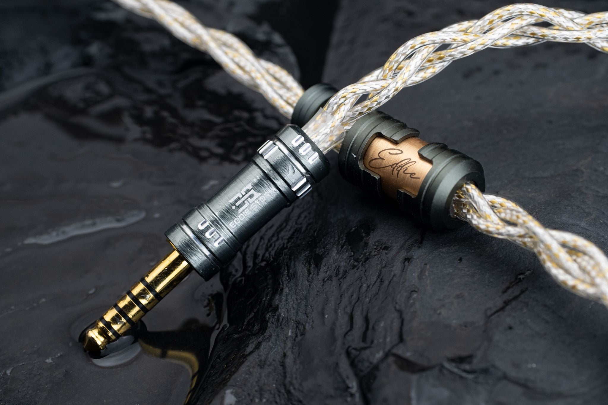 接受預訂第二批12月底派貨Flash Acoustics Eddie Storm (全球限量300條)訂購完畢