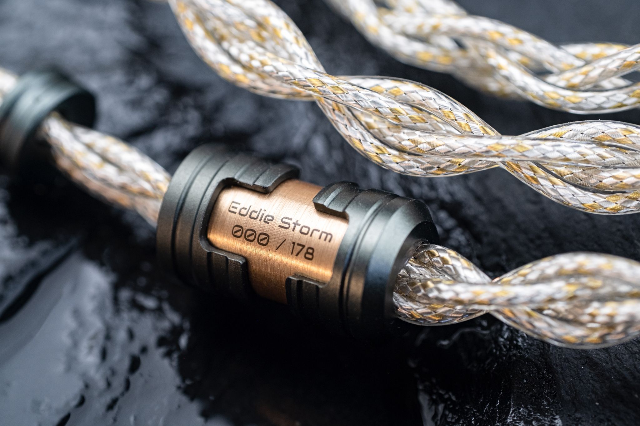 接受預訂第二批12月底派貨Flash Acoustics Eddie Storm (全球限量300條)訂購完畢