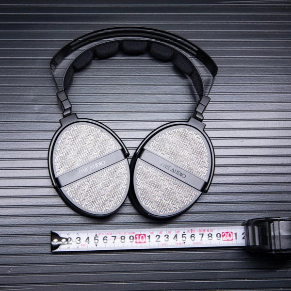 THIEAUDIO Cypher
Flagship Dynamic Driver Open-Back 頭戴式耳罩￼
