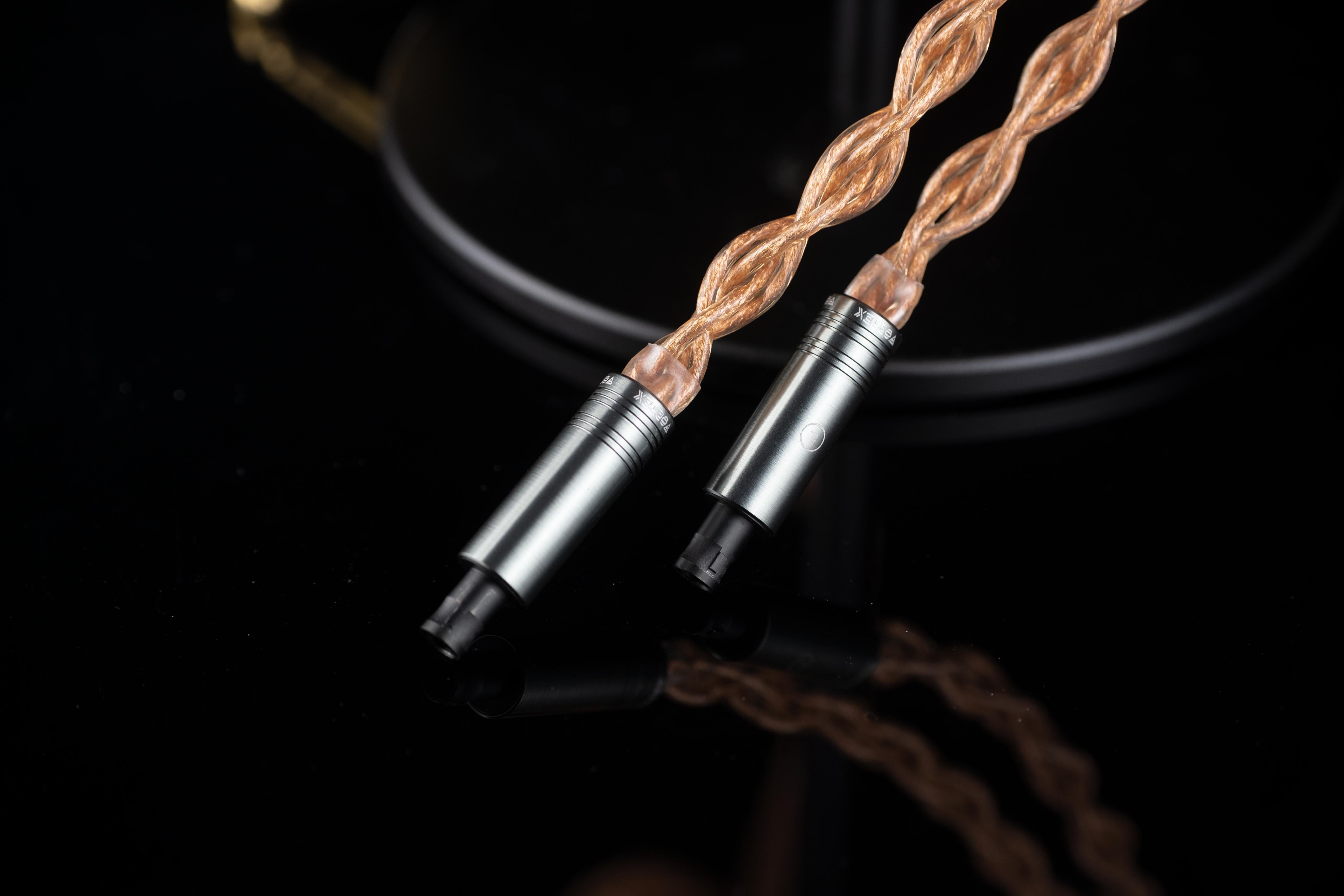 Vortex cables RADIUS為HD800s頭戴式耳機打造專屬升級線8wire 1.8m（接受預訂，月尾到貨）