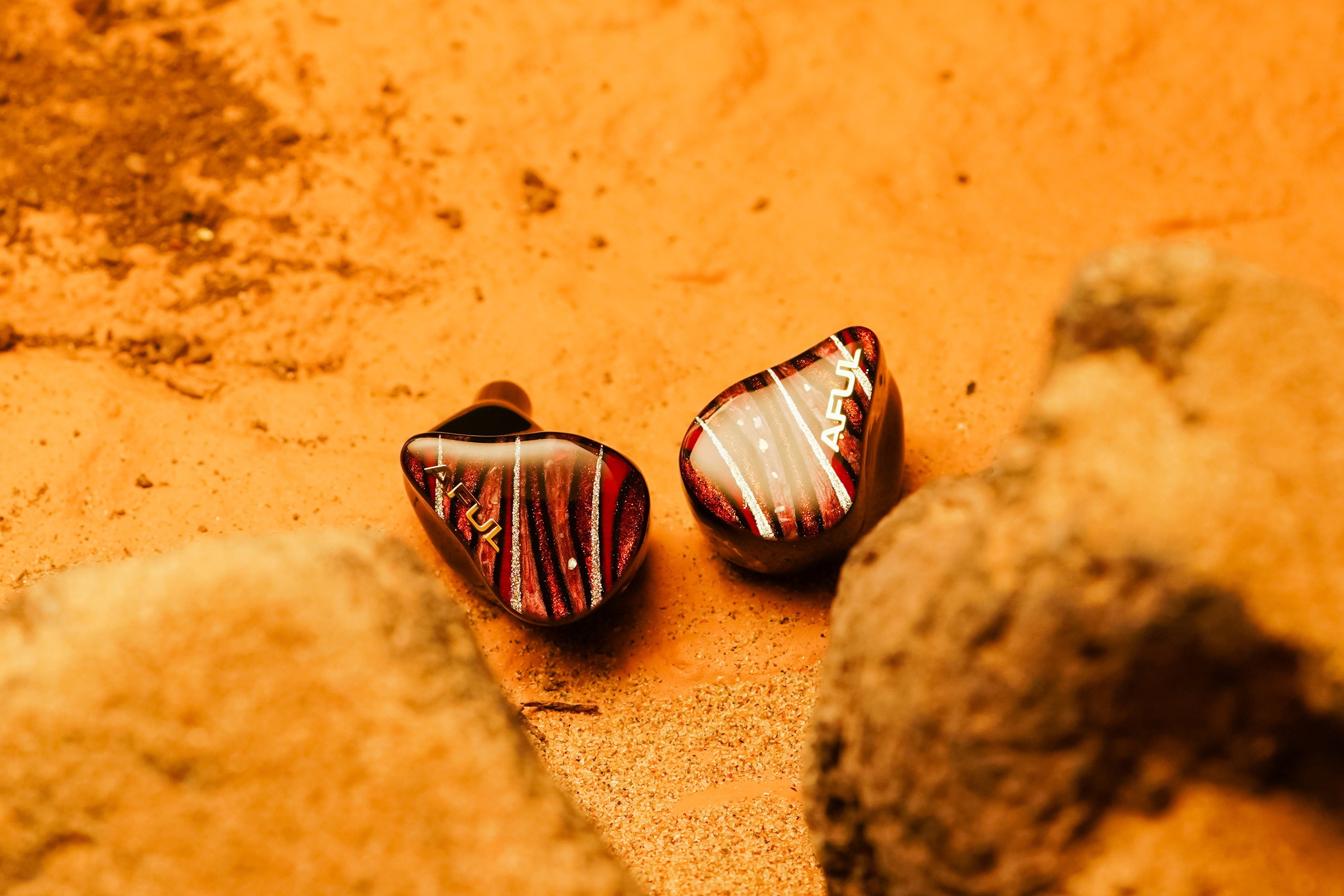 Aful Perfomer 8s (1DD + 6BA + 1Passive Radiator + Micro Planar Multiple Drivers )入耳式耳機