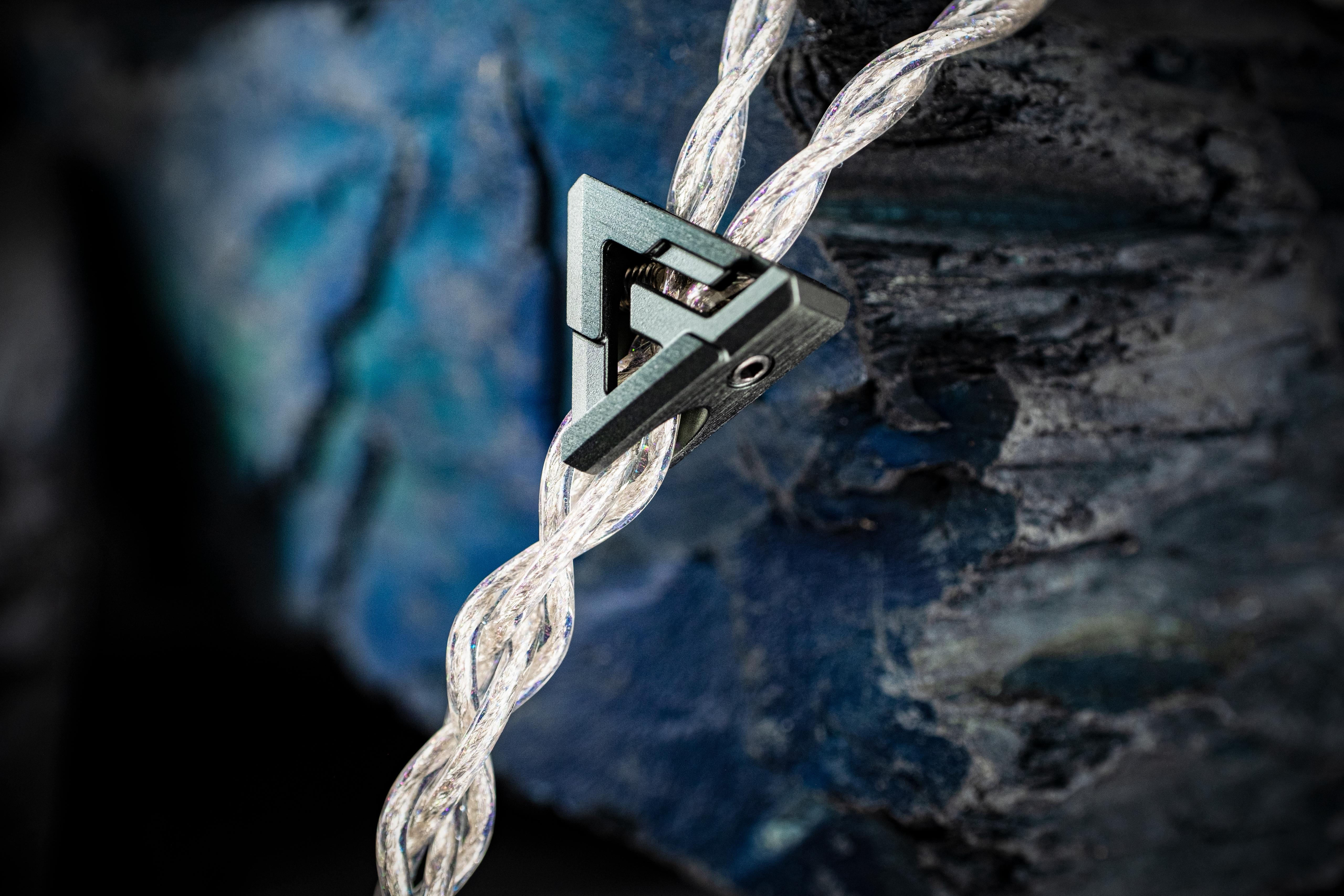 Vortex Zenith Series – Genesis (4N OCC Silver Type7 ) 4.4mm耳機升級線