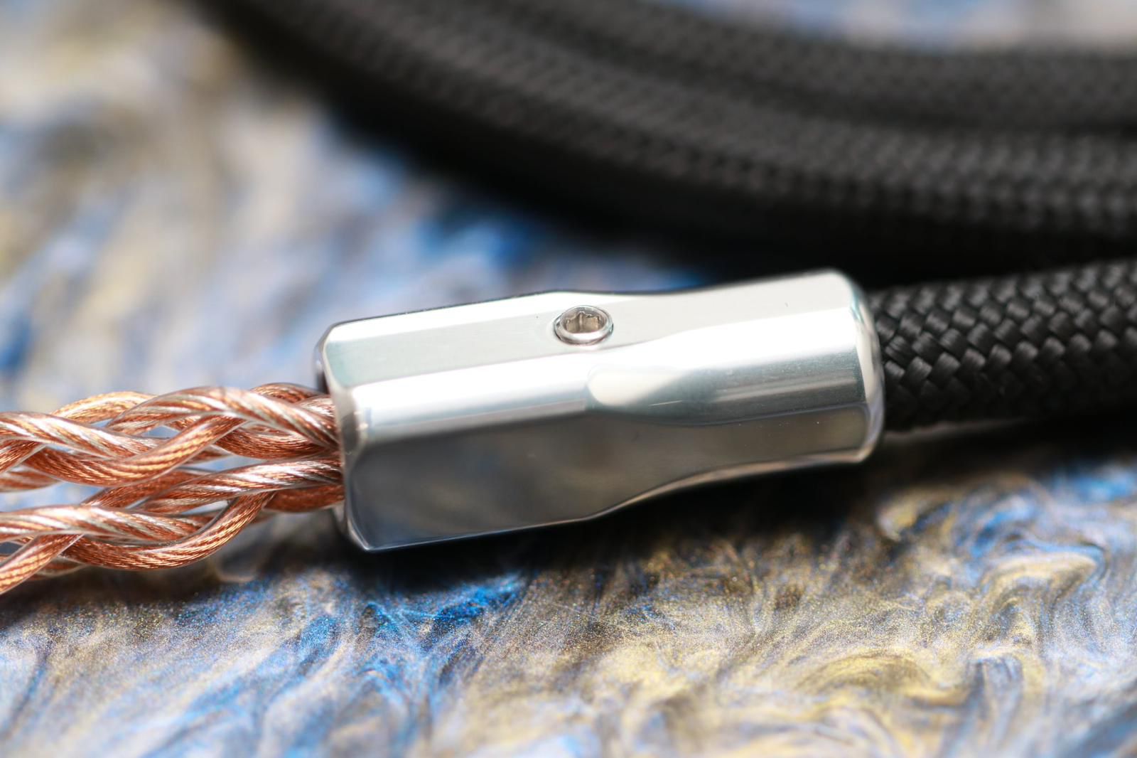 CrossLambda Dimension Ultimate 旗艦線材 耳機升級線￼