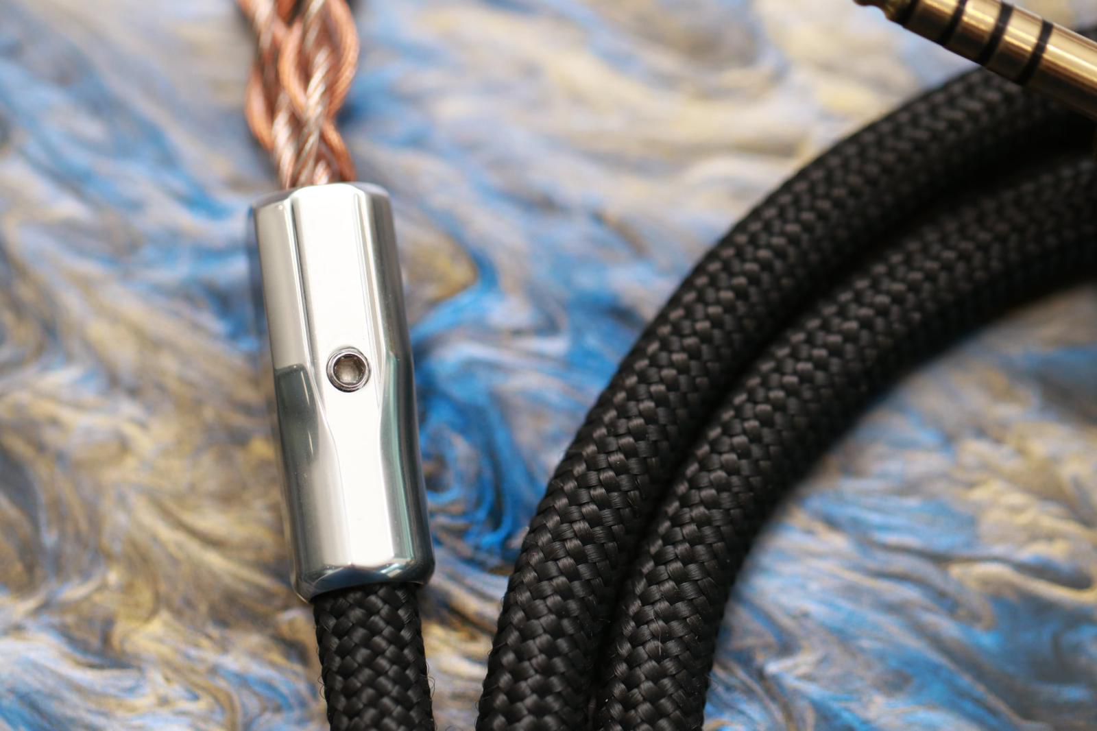 CrossLambda Dimension Ultimate 旗艦線材 耳機升級線￼