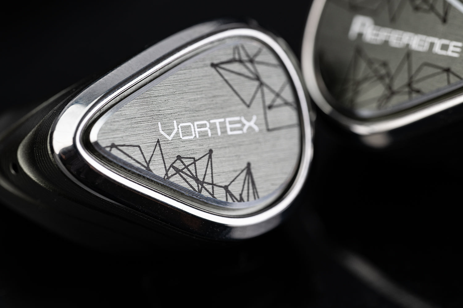 Vortex Reference
定義真參考級入耳式耳機