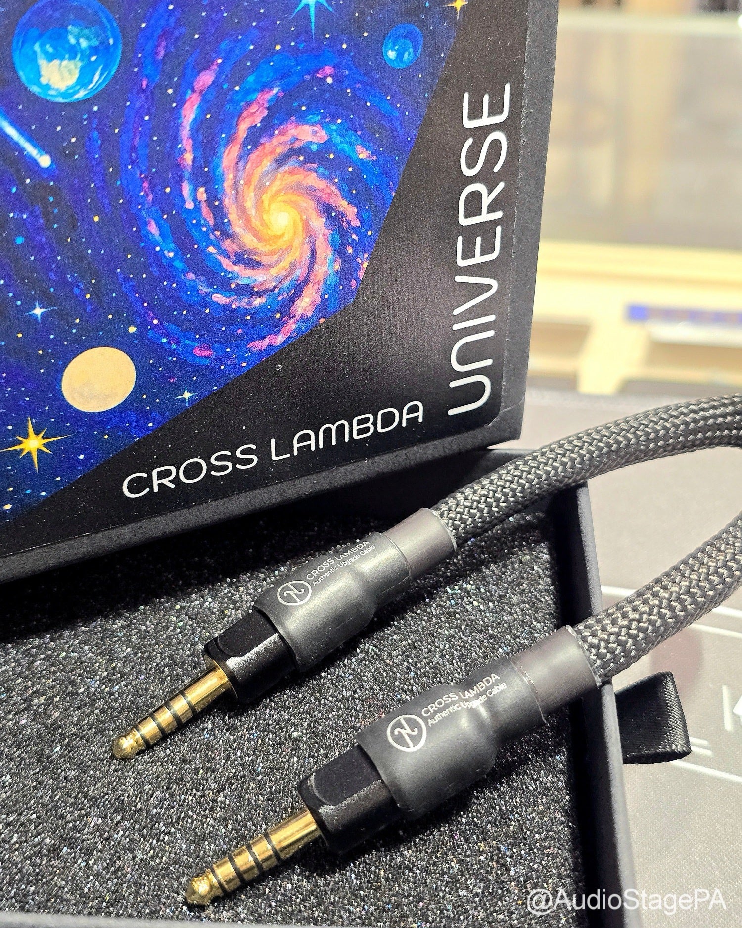 Cross Lambda Universe Jumper 4.4mm to 4.4mm or 3.5mm to 3.5mm