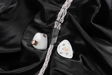 Dunu DK3001BD x Effect Audio (Cadmus II ) 全球限量300套