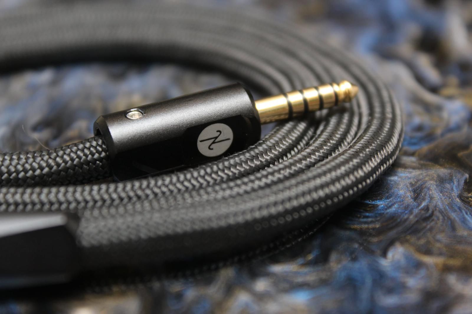 Cross Lambda Matrix Ultimate 耳機升級線